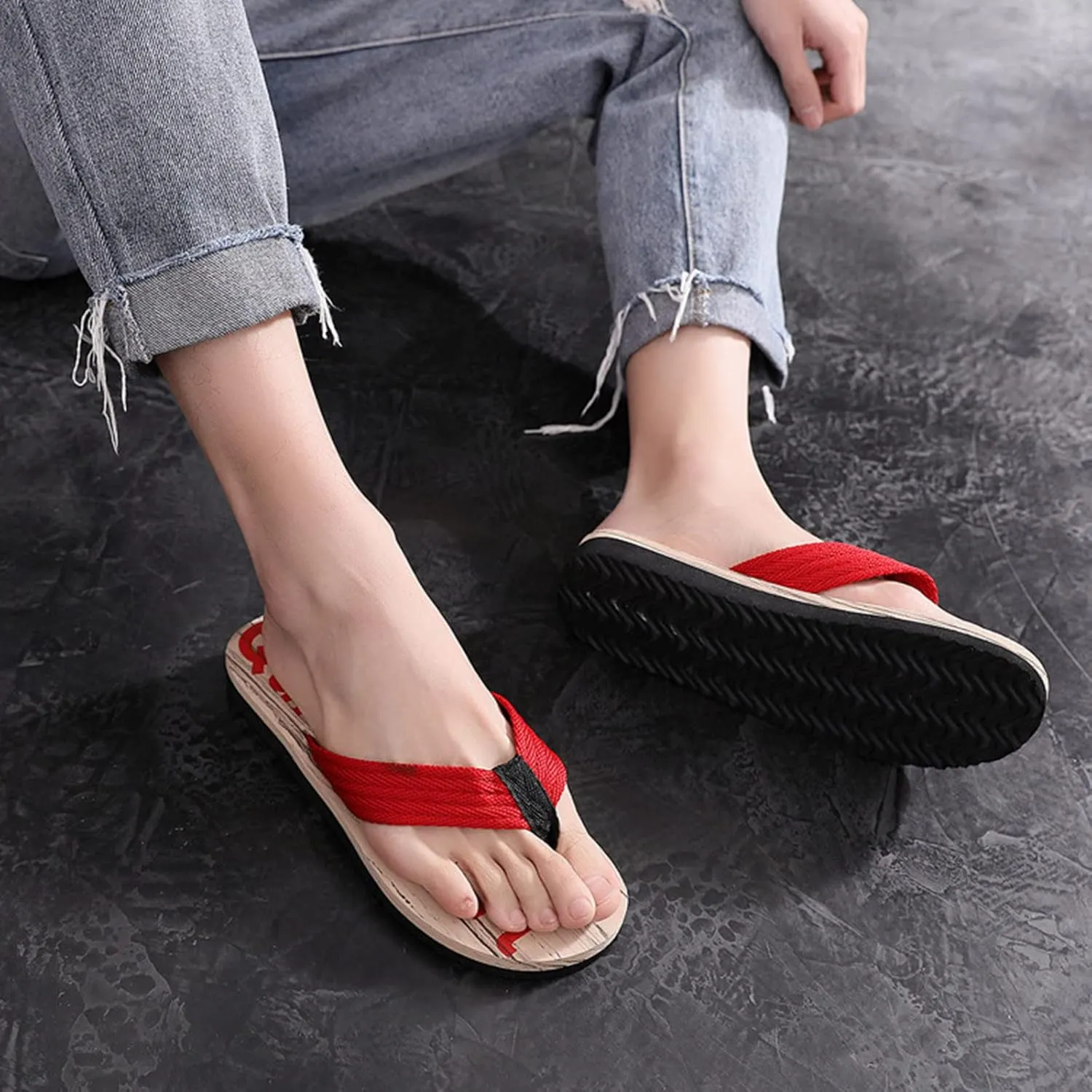 Thong Sandals Slippers for Beach Slip on Mens Flip Flops for Men Walking Open Toe Cushion Mat
